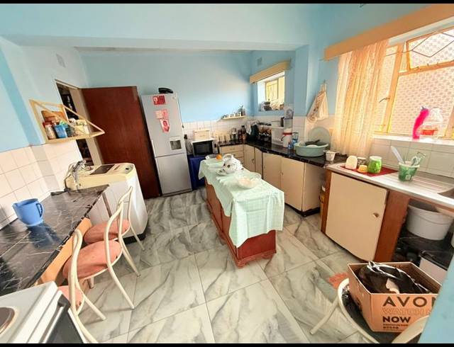 3 BEDROOM APARTMENT FOR SALE IN VANDERBIJLPARK CW 1